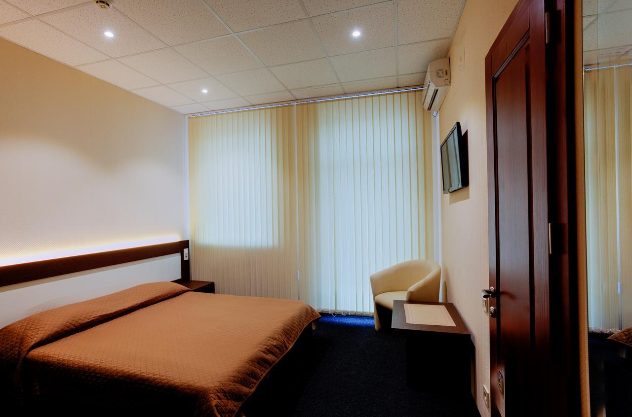 Comfort Hotel & Hostel Zaporizhia المظهر الخارجي الصورة