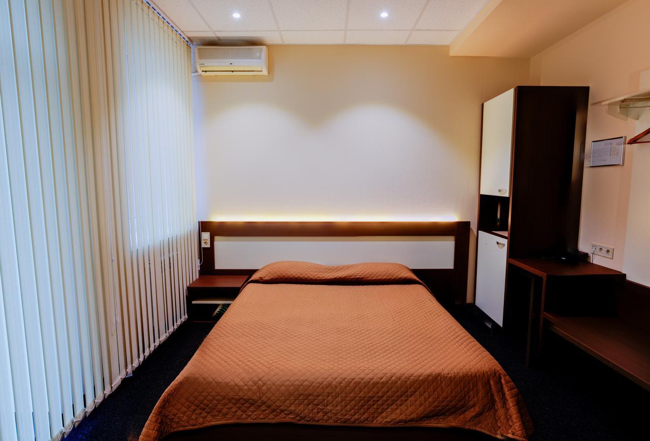 Comfort Hotel & Hostel Zaporizhia المظهر الخارجي الصورة