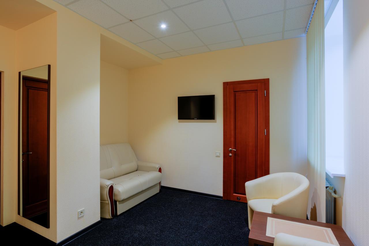 Comfort Hotel & Hostel Zaporizhia المظهر الخارجي الصورة